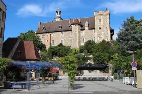 Spacieux T3 Centre Ville Montluçon Eksteriør bilde